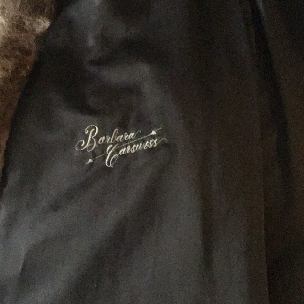 Coat - Picture 6 of 7